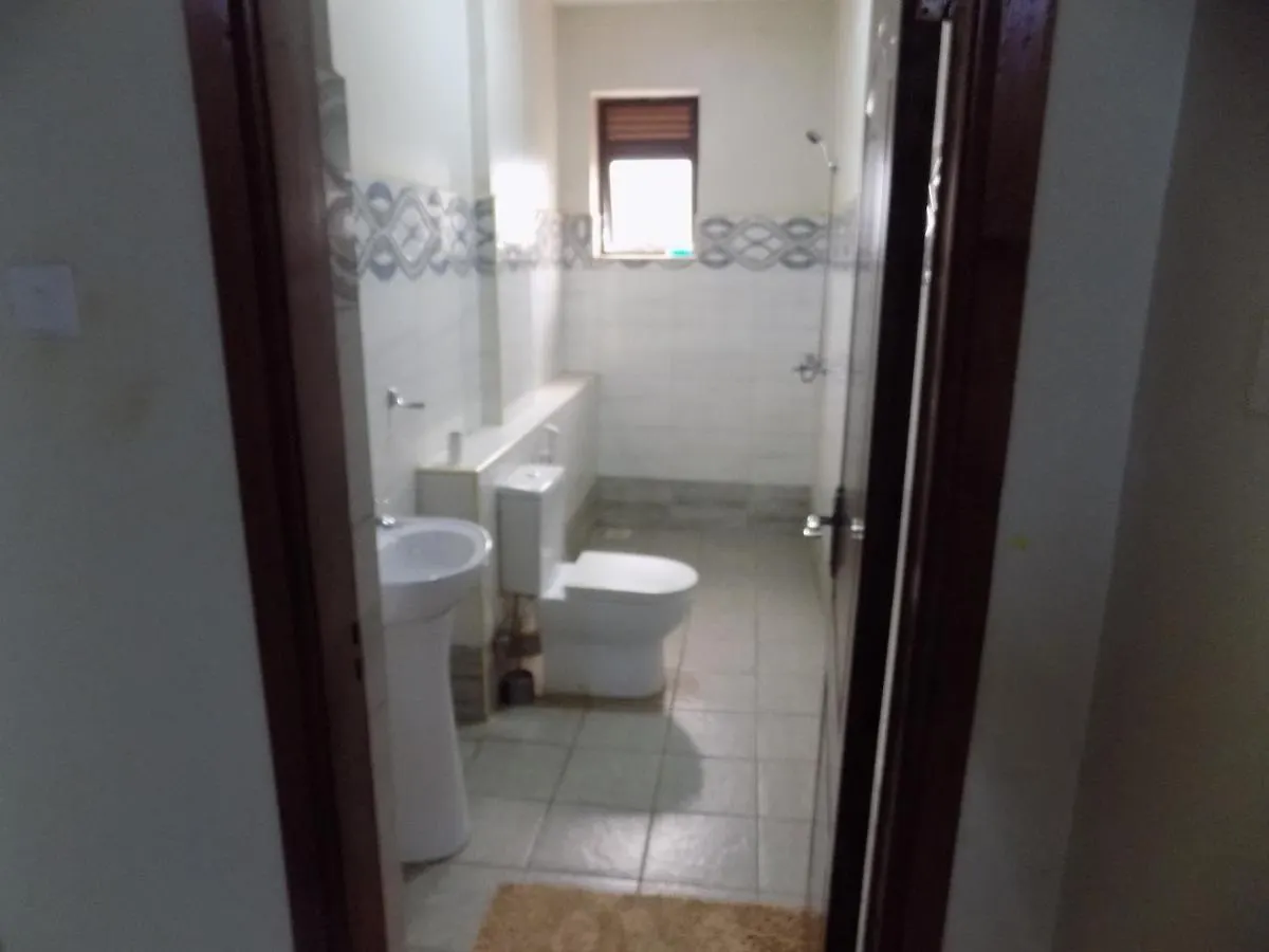 Comfort Silverline Apartments Kampala 0*,